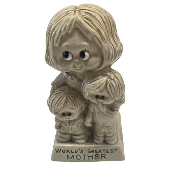 Worlds Greatest Mother Ceramic Figurine By O.R. & W. Berries Cos 1973 Vintage - Picture 1 of 5